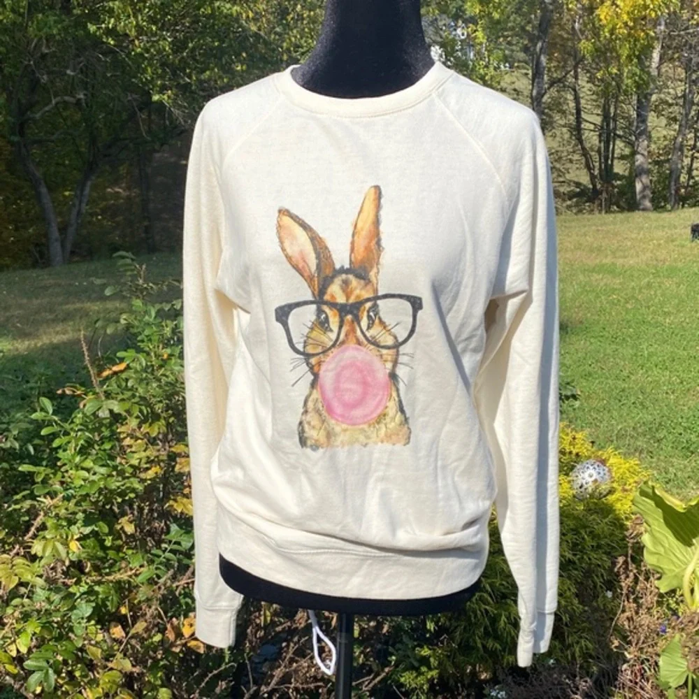 Cream Graphic Bunny Sweatshirt size small